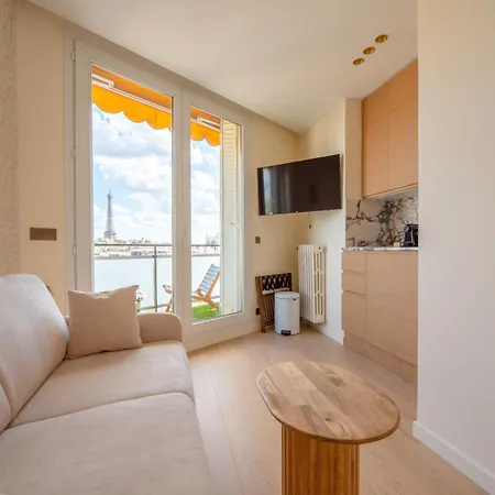 شقة Stunning View On Eiffel Tower With Balcony باريس