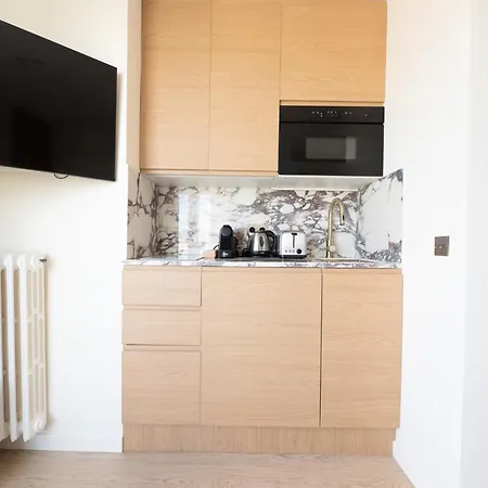 Stunning View On Eiffel Tower With Balcony Διαμέρισμα *