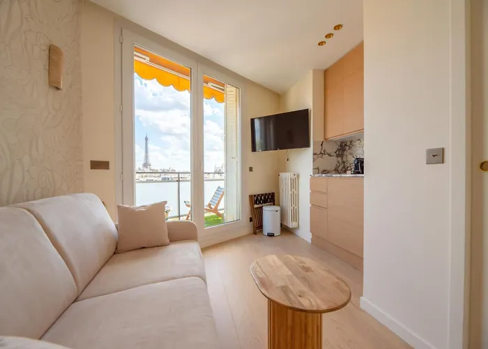 公寓 Stunning View On Eiffel Tower With Balcony 巴黎